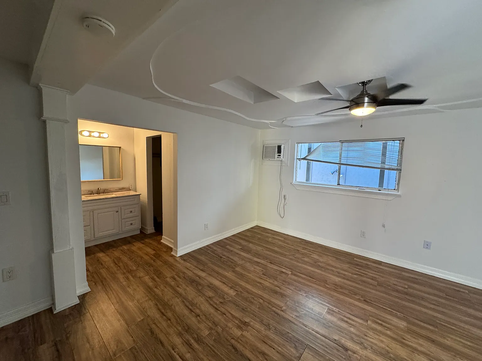 1 bed, 450 sqft, $975 — Photo 1