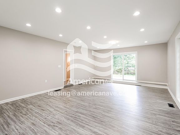 3-Living Room