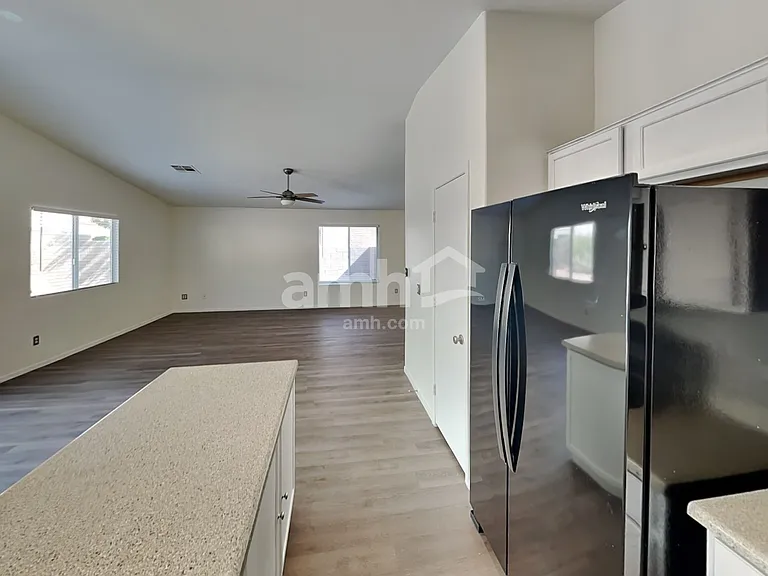 9395 Santa Fe Rose St — Photo 4