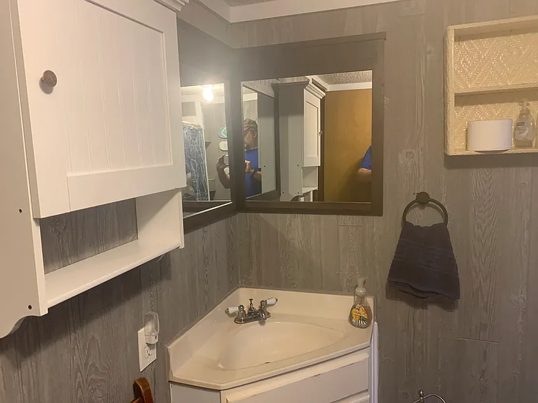 2924 Burnsville St SW — Photo 2