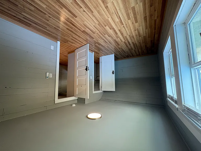335 N Baker St — Photo 9