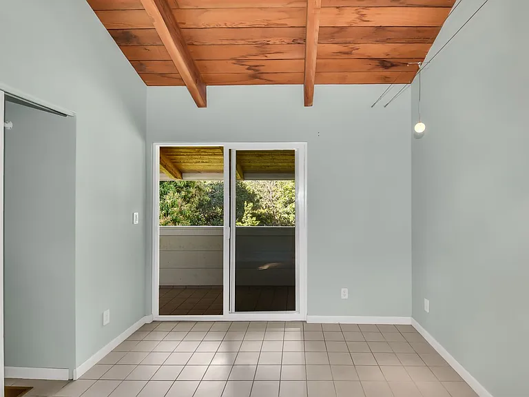 Tropical 3 Bedroom Retreat on Coffee Farm in Kealakekua — Photo 19
