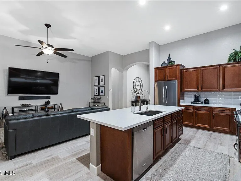 8402 E Indigo St — Photo 8