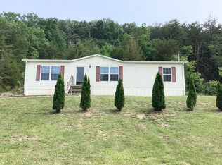 1643 Sandy Ridge Rd, Dandridge, TN 37725