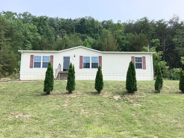 1643 Sandy Ridge Rd, Dandridge, TN 37725