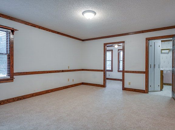 4th image of 2153 Creekridge Dr