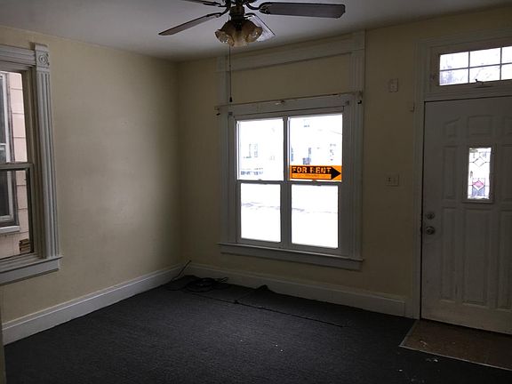 3rd image of 1311 S Arago St