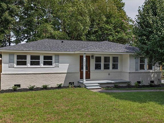 2nd image of 1353 Memory Ln