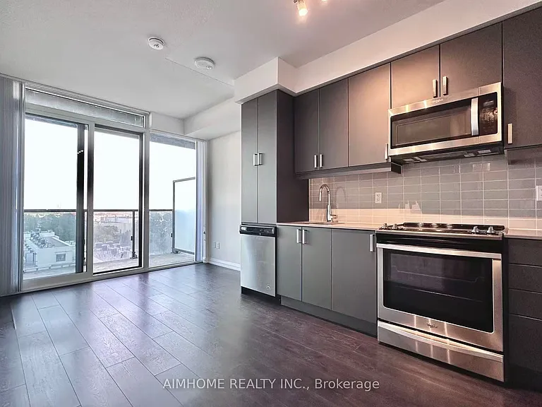 7895 Jane St #601 — Photo 6