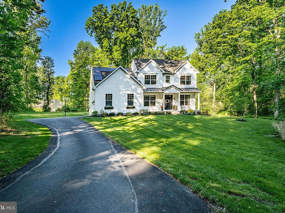1st image of 129 Bowwood Dr