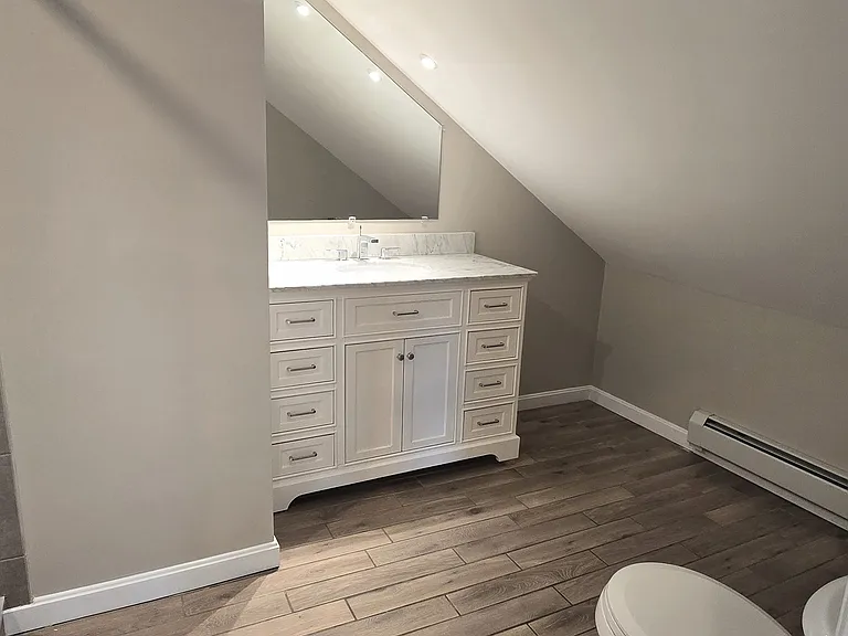 15-17 Central St #4 — Photo 22