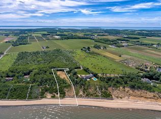 14345 Oregon Rd, Cutchogue, NY 11935