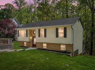 11424 Redlands Rd, Lusby, MD 20657