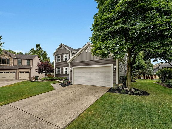 4th image of 623 Laurel Oak Ct