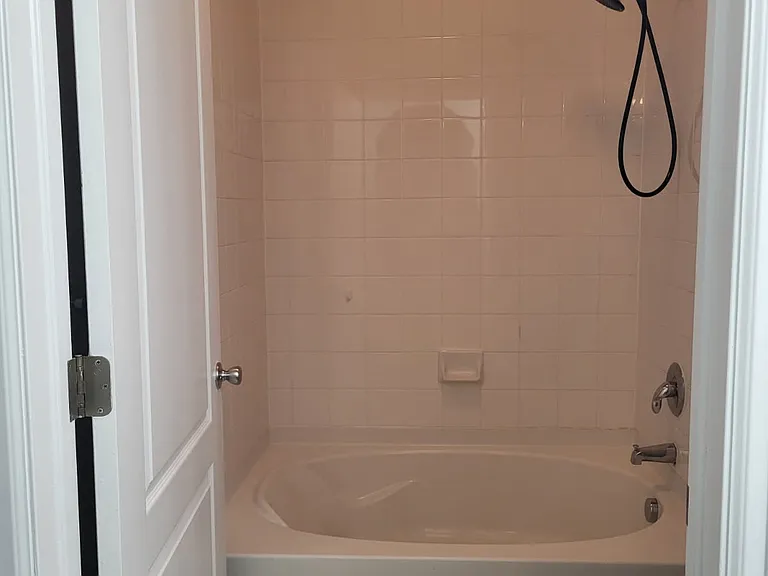 104-4725 Hahns Peak Dr — Photo 15