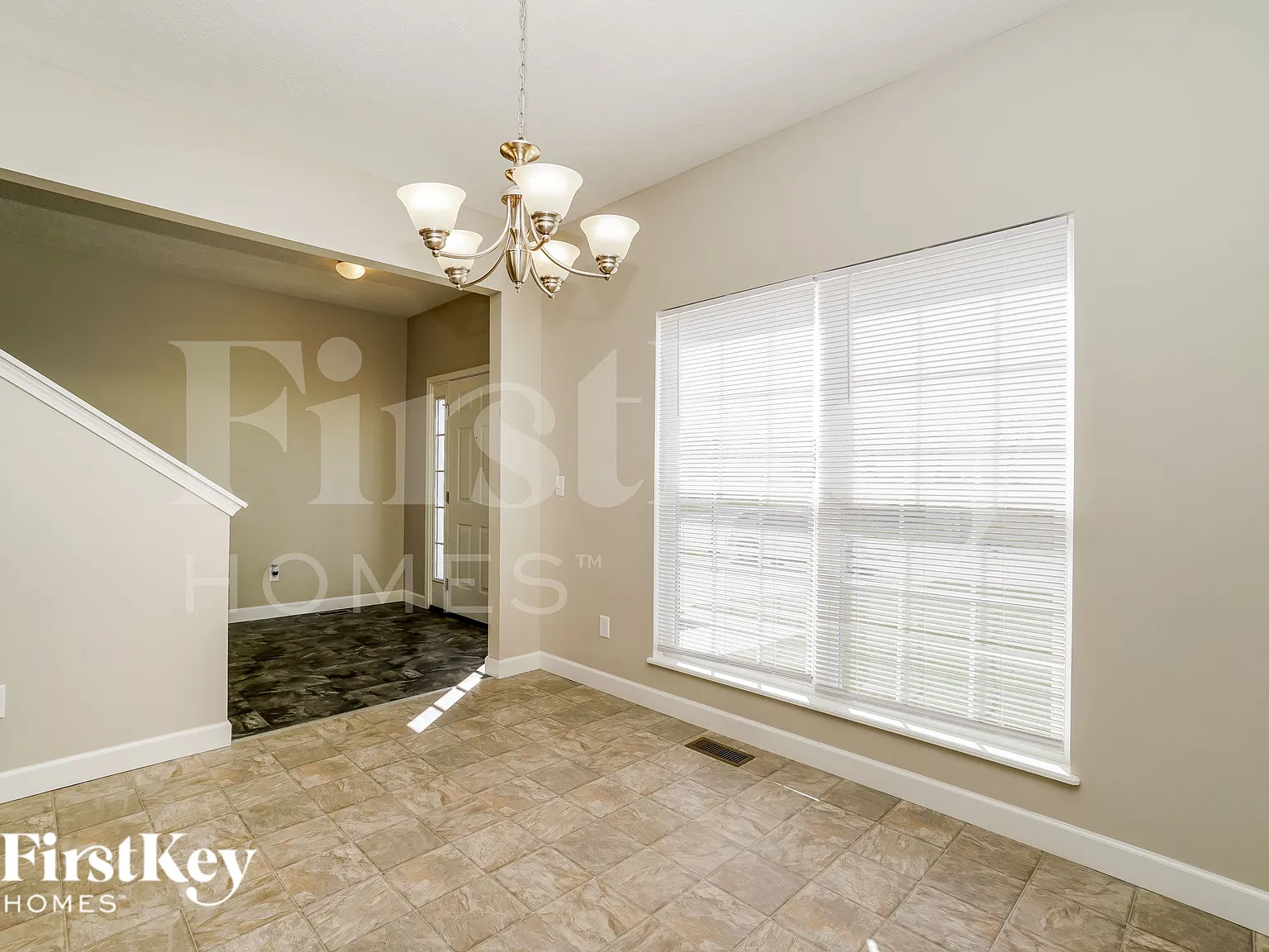 4 bed, 2.5 bath, 2234 sqft, $2,490 — Photo 4