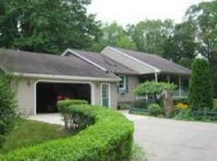 4115 N 9 Mile Rd, Pinconning, MI 48650