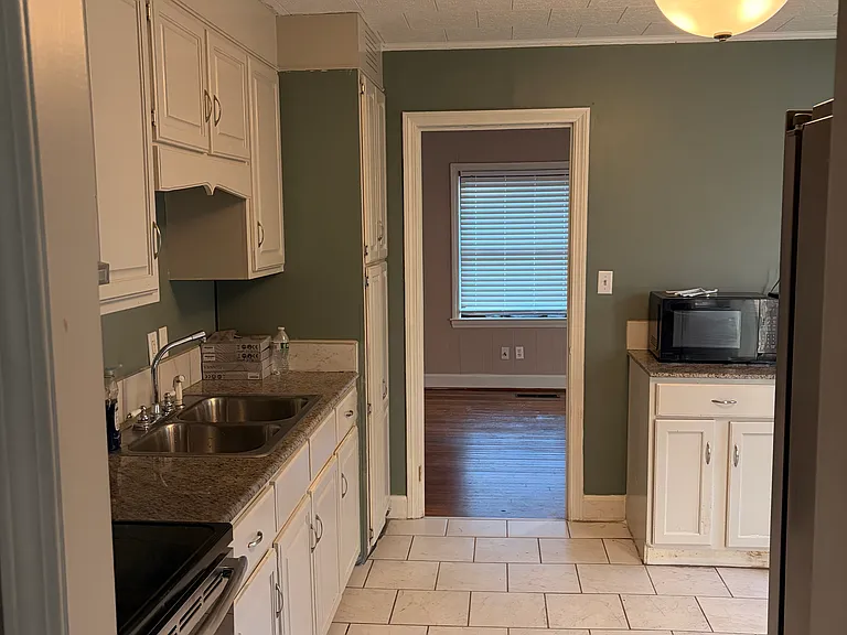 128 Orange St — Photo 12