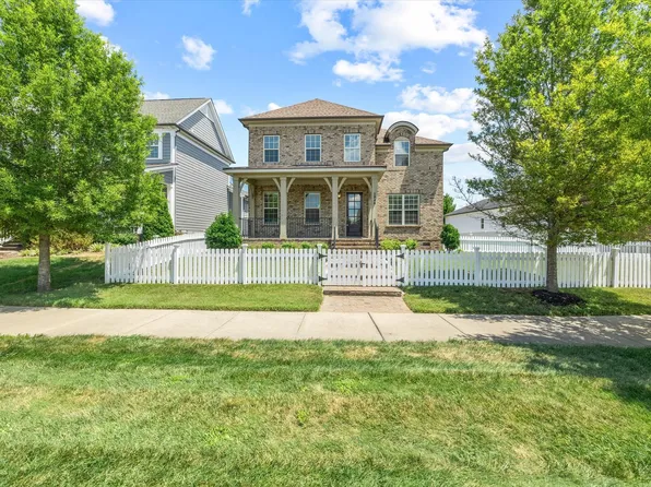 1548 Drakes Creek Rd, Hendersonville, TN 37075