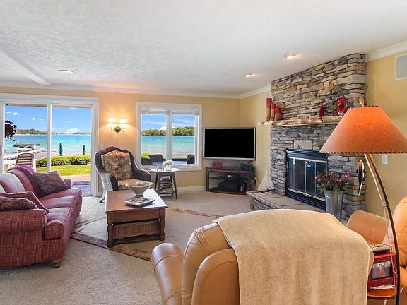 3rd image of 10561 Shore Dr