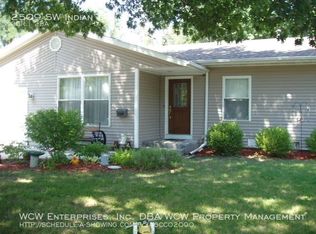 2509 SW Indian Trl, Topeka, KS 66614