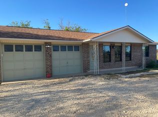 242 Private Road 481, Castroville, TX 78009