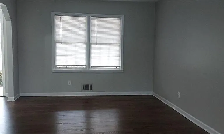 5030 Beth St — Photo 2