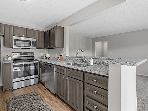 Two Bedroom B - 2 Bed / 2 Bath - 1,150 Sq.Ft.