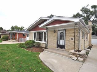 10317 S Lavergne Ave, Oak Lawn, IL 60453
