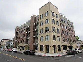 186-194 Broadway