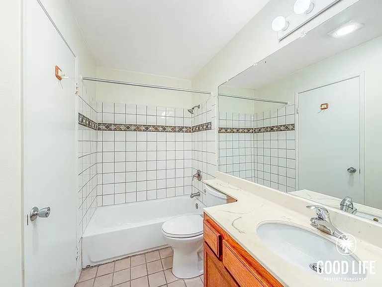 3664 Clairemont Dr #2B — Photo 12