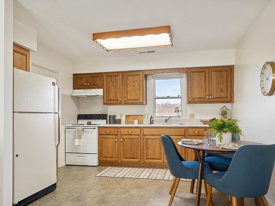 303 Sandy Ln C, Edon, OH 43518 Zillow