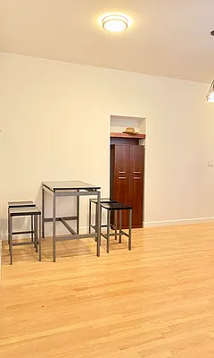 Rented by Jetrem, LLC | media 20