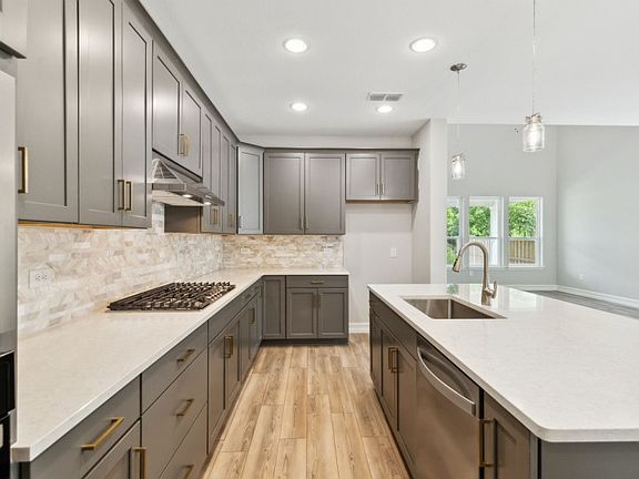 Premium appliances real home pictured