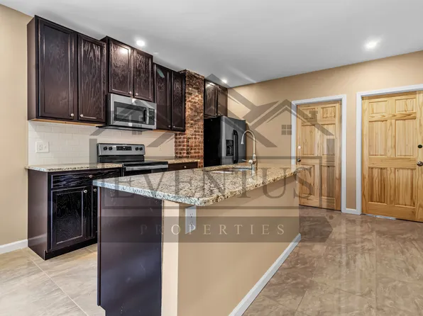 13 Eley Pl #1, Buffalo, NY 14214