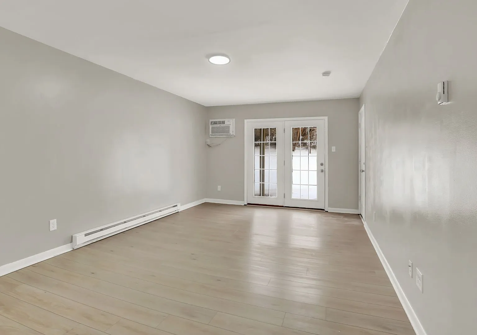 Austin Street Homes - Comfort & Convenience Combined 2BR Townhomes Now Leasing — Photo 3