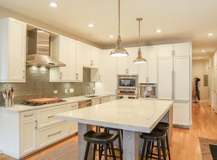 1465 W Erie St #2, Chicago, IL 60642