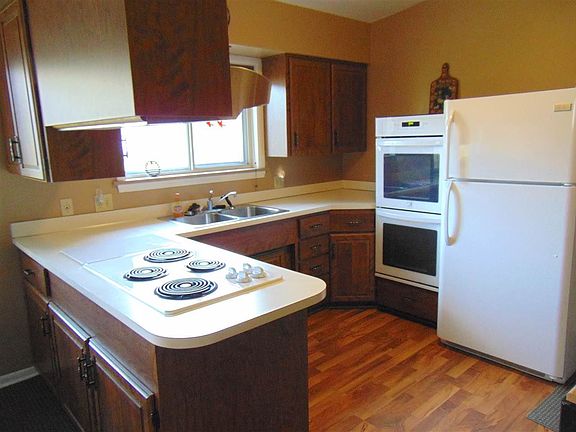 5th image of 2670 Ashton Dr