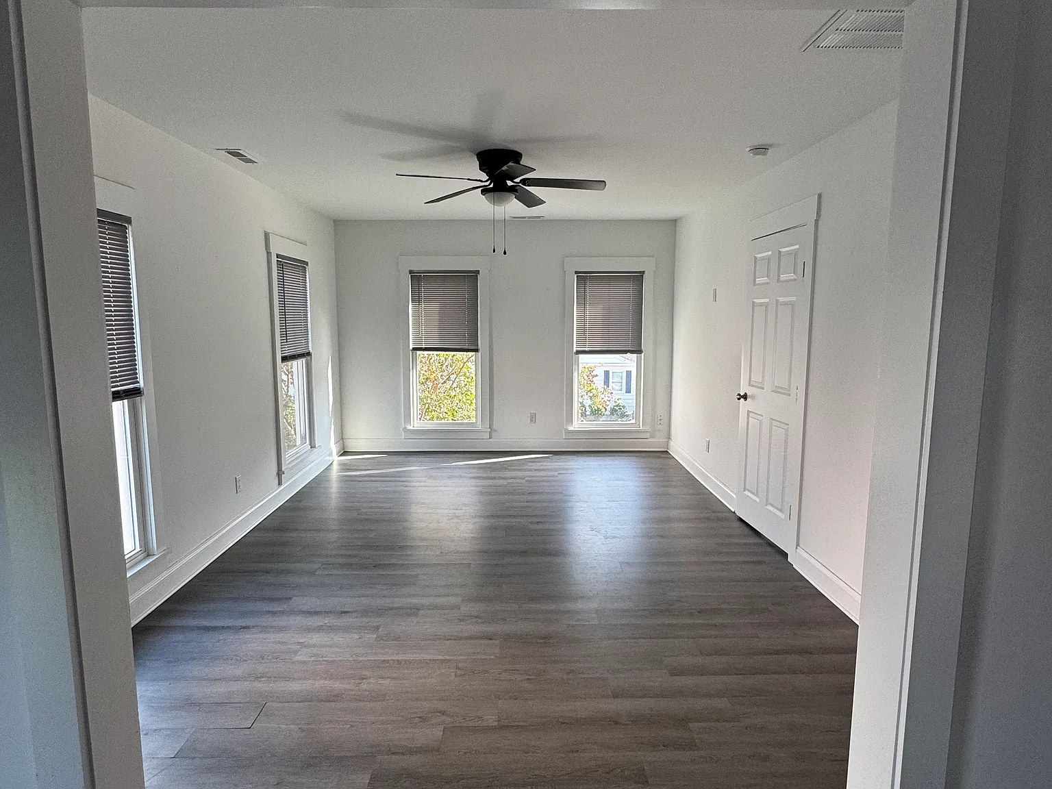 1 bed, $1,200 — Photo 1