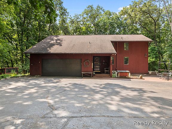 2nd image of 11881 Alden Pines Dr