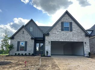 44 Saint Andrews Dr #1C, Oakland, TN 38060