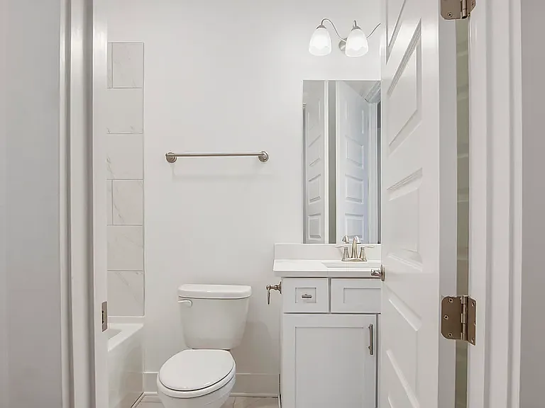 930 Crystal Bayou Blvd — Photo 3