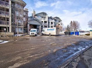 35 E Richard Ct SW #159, Calgary, AB T3E 7N9