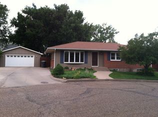 616 Willow Valley Dr, Lamar, CO 81052