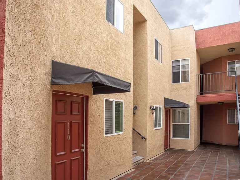 1010 Raleigh Street — Photo 22