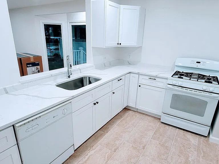 59 Etna St #1 — Photo 5