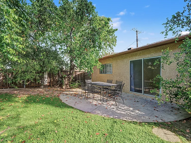 4413 Canoga Dr — Photo 27
