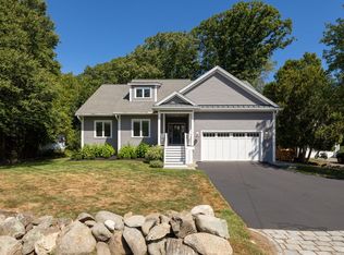 281 Wallis Rd, Rye, NH 03870