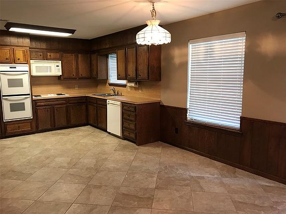 5th image of 58 Blue Bell Ct