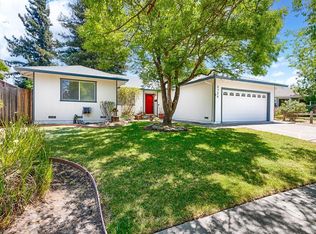 4126 Trinity Dr, Santa Rosa, CA 95405